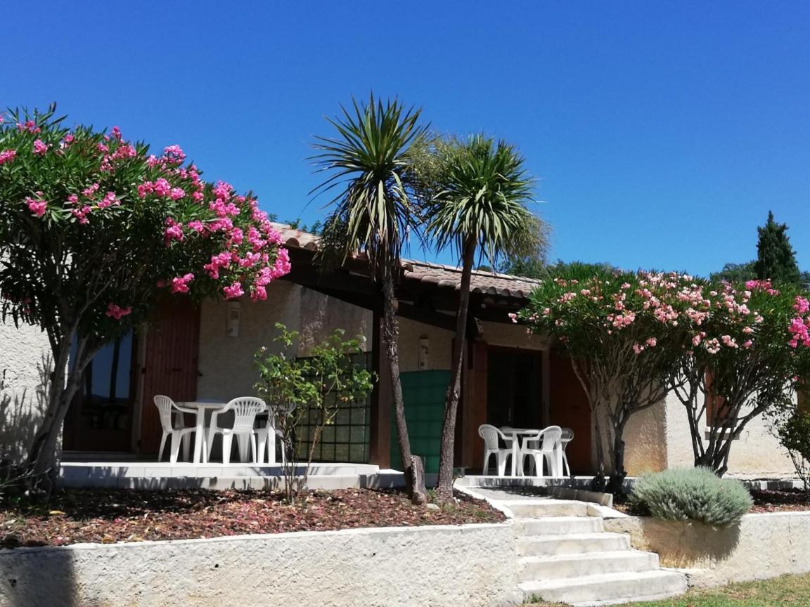 Espace Loisirs Otel Saint-Martin-dʼArdèche Dış mekan fotoğraf