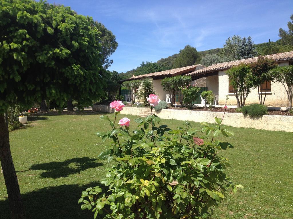 Espace Loisirs Otel Saint-Martin-dʼArdèche Dış mekan fotoğraf